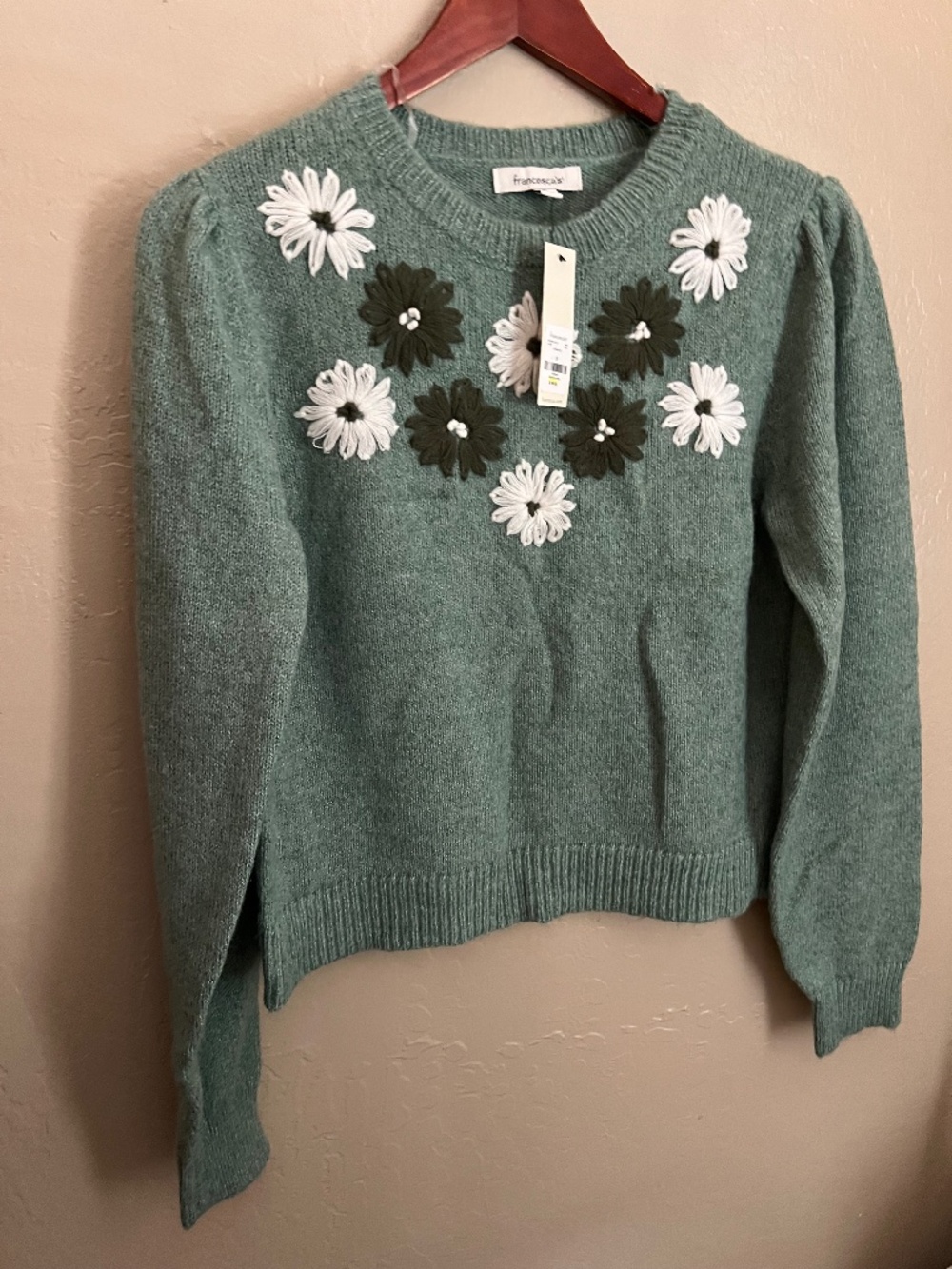 NWT Francesca’s Sweater